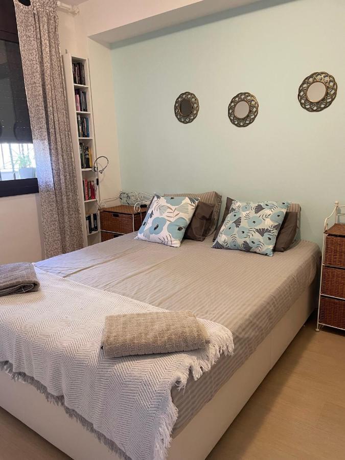 Beach Flat With Garden Castelldefels Dış mekan fotoğraf